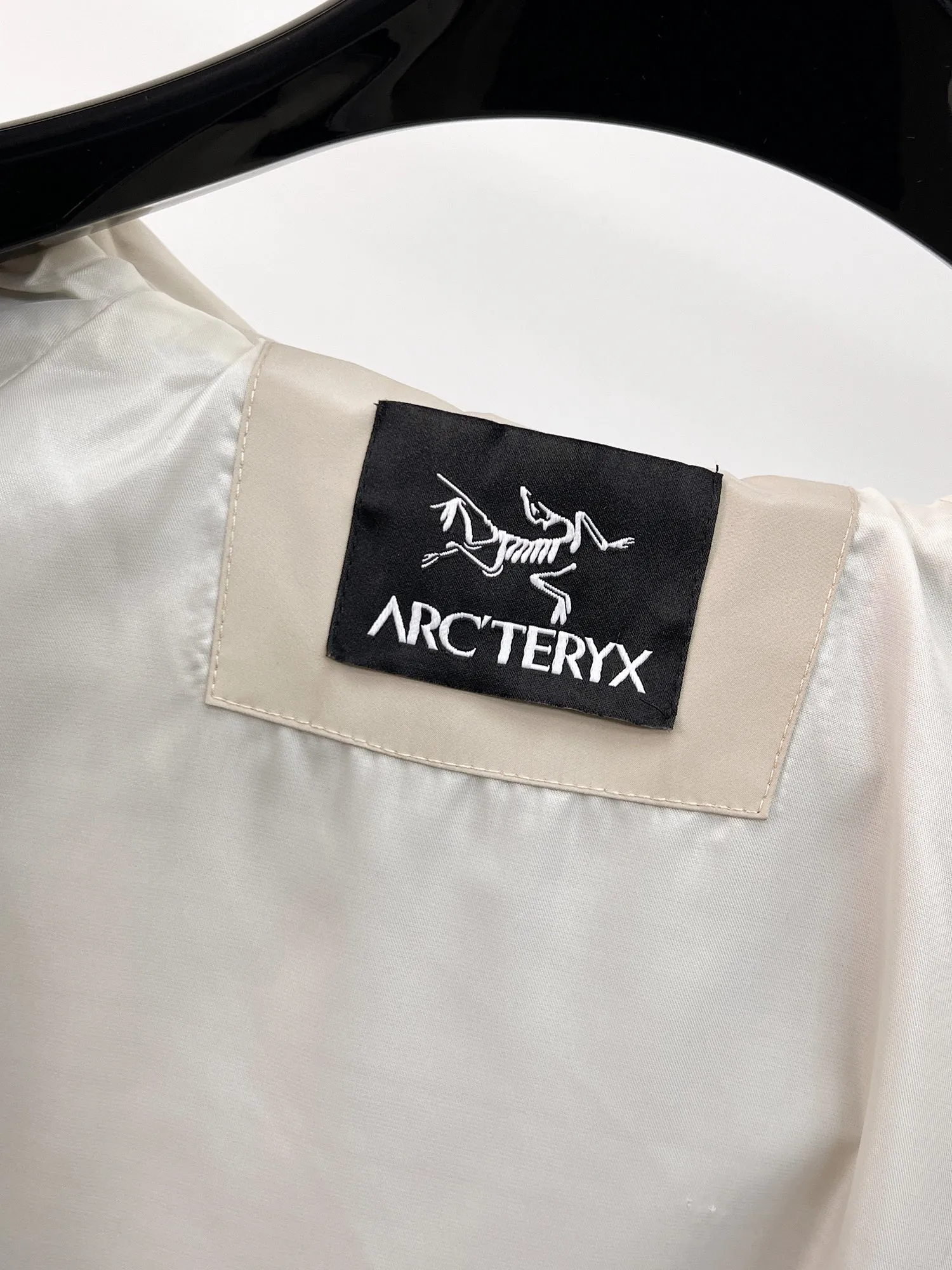 Same Style， ， 2026 New Arrival ， Original Premium Breathable ， ， ， Quality。 ， Sizes：M～3XL